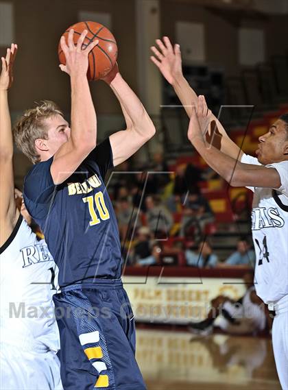 Thumbnail 2 in Miller vs. Bellevue (MaxPreps Holiday Classic) photogallery.