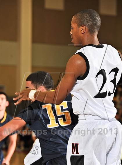 Thumbnail 1 in Miller vs. Bellevue (MaxPreps Holiday Classic) photogallery.