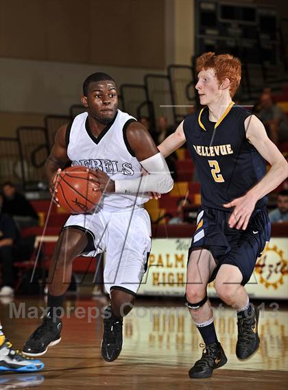 Thumbnail 1 in Miller vs. Bellevue (MaxPreps Holiday Classic) photogallery.