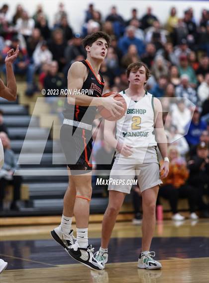 Thumbnail 1 in Douglas vs. Bishop Manogue photogallery.