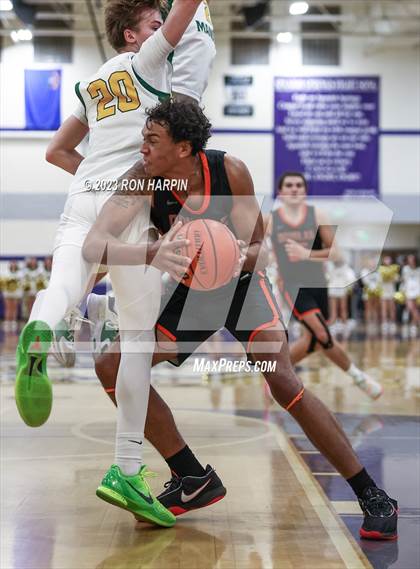 Thumbnail 2 in Douglas vs. Bishop Manogue photogallery.