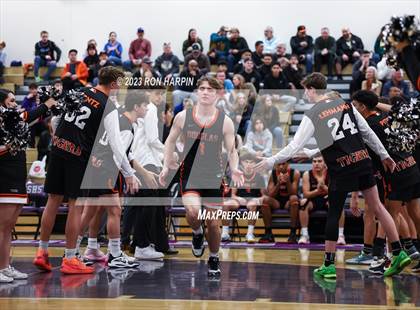 Thumbnail 2 in Douglas vs. Bishop Manogue photogallery.