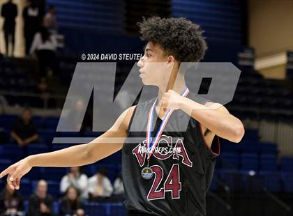 Thumbnail 3 in Valley Christian vs. Stone Ridge Christian (CIF SJS D6 Final) photogallery.