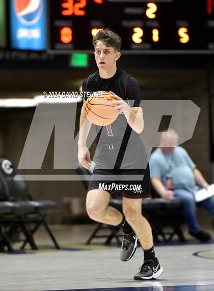 Thumbnail 1 in Valley Christian vs. Stone Ridge Christian (CIF SJS D6 Final) photogallery.