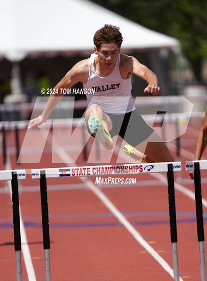 Thumbnail 2 in CHSAA Finals (Hurdles) photogallery.