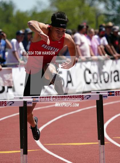 Thumbnail 2 in CHSAA Finals (Hurdles) photogallery.
