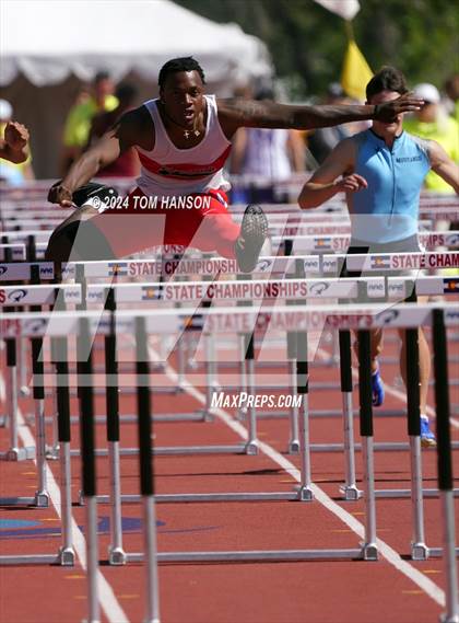 Thumbnail 2 in CHSAA Finals (Hurdles) photogallery.