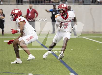 Thumbnail 1 in Westlake vs North Shore (TX UIL 6A D1 Football State Semifinal Playoff) photogallery.