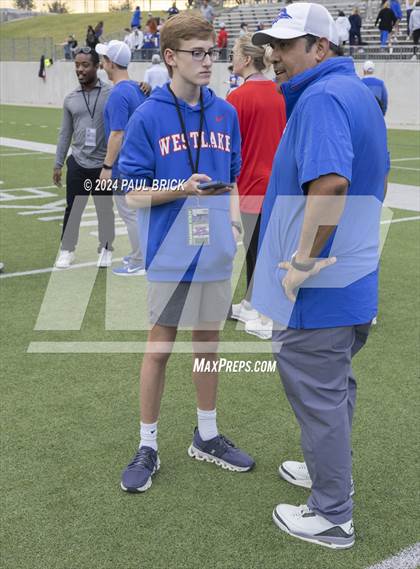Thumbnail 2 in Westlake vs North Shore (TX UIL 6A D1 Football State Semifinal Playoff) photogallery.