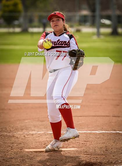 Thumbnail 1 in Rio Mesa vs. Agoura photogallery.