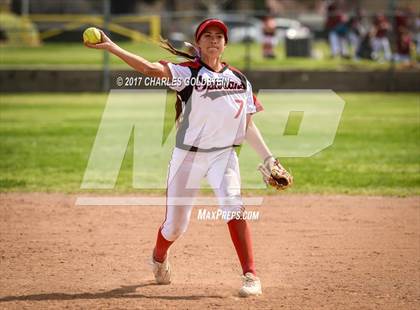 Thumbnail 3 in Rio Mesa vs. Agoura photogallery.