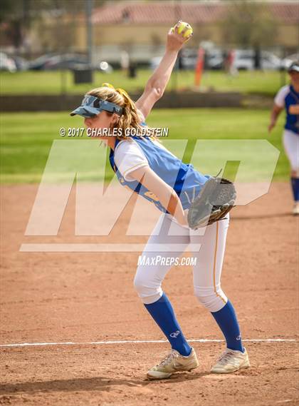 Thumbnail 3 in Rio Mesa vs. Agoura photogallery.