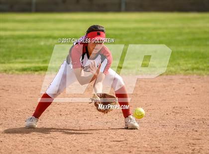 Thumbnail 2 in Rio Mesa vs. Agoura photogallery.