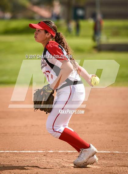Thumbnail 3 in Rio Mesa vs. Agoura photogallery.