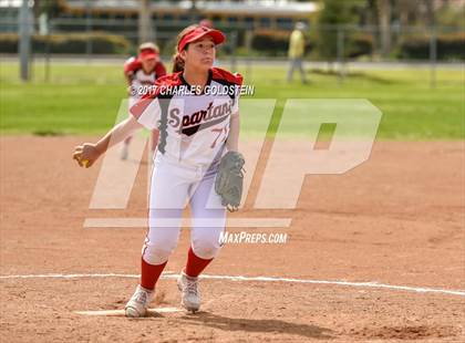 Thumbnail 2 in Rio Mesa vs. Agoura photogallery.