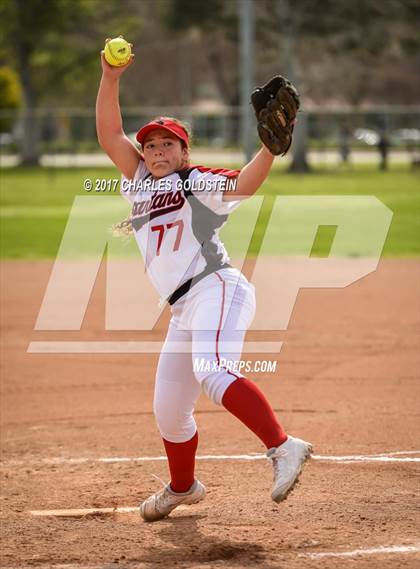 Thumbnail 1 in Rio Mesa vs. Agoura photogallery.
