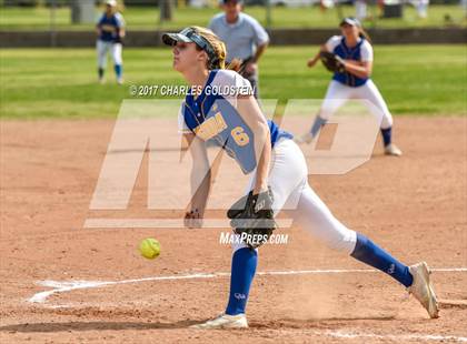 Thumbnail 3 in Rio Mesa vs. Agoura photogallery.