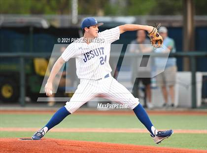 Thumbnail 2 in Archbishop Rummel @ Jesuit photogallery.