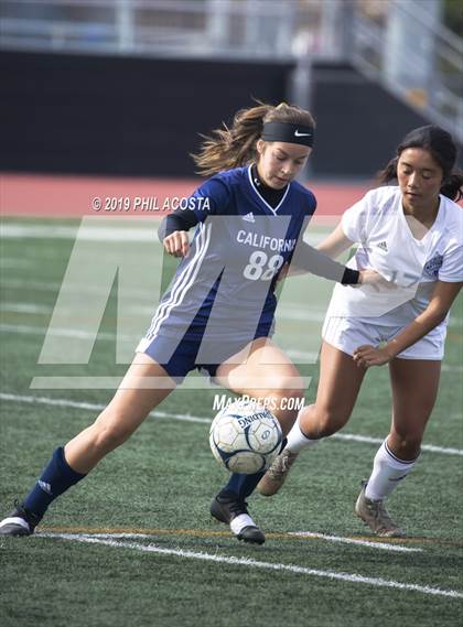Thumbnail 1 in California vs. Mayfair (Best of the West Tournament) photogallery.