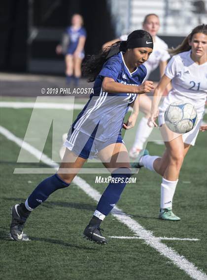 Thumbnail 2 in California vs. Mayfair (Best of the West Tournament) photogallery.