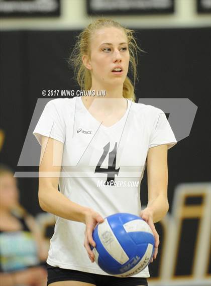 Thumbnail 1 in Canyon @ Foothill photogallery.