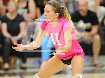 Thumbnail 3 in Canyon @ Foothill photogallery.