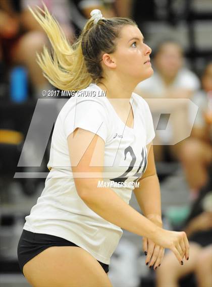 Thumbnail 3 in Canyon @ Foothill photogallery.