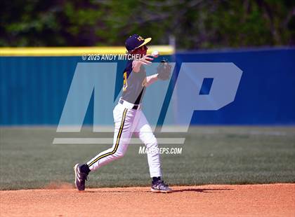 Thumbnail 2 in McMinn County vs. McCallie photogallery.