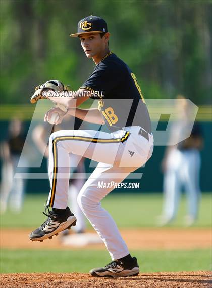 Thumbnail 3 in McMinn County vs. McCallie photogallery.