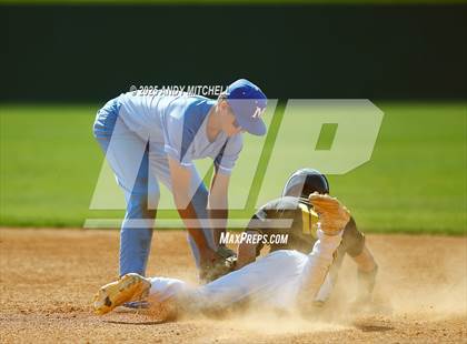 Thumbnail 1 in McMinn County vs. McCallie photogallery.
