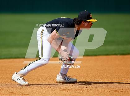 Thumbnail 2 in McMinn County vs. McCallie photogallery.