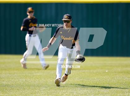 Thumbnail 1 in McMinn County vs. McCallie photogallery.