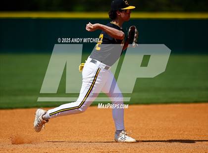 Thumbnail 1 in McMinn County vs. McCallie photogallery.