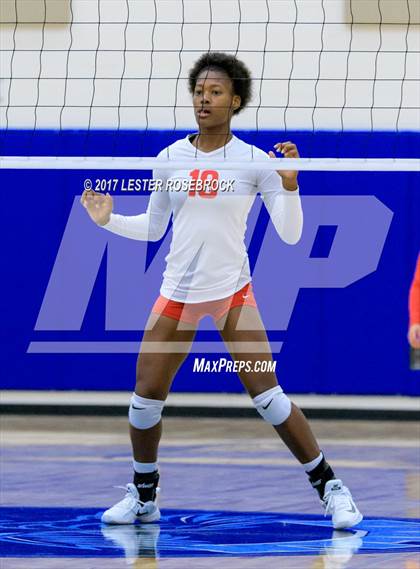Thumbnail 3 in Taft vs. Pflugerville Connally (NISD Tournament) photogallery.