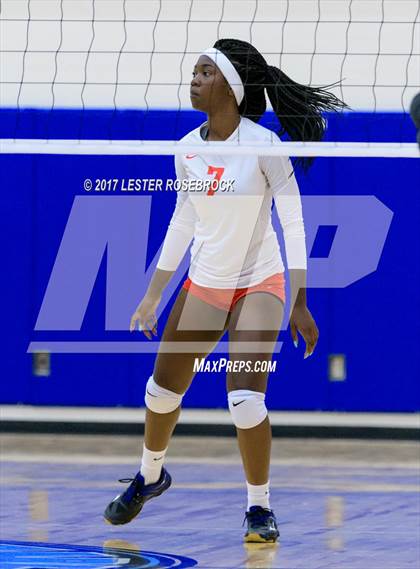 Thumbnail 1 in Taft vs. Pflugerville Connally (NISD Tournament) photogallery.