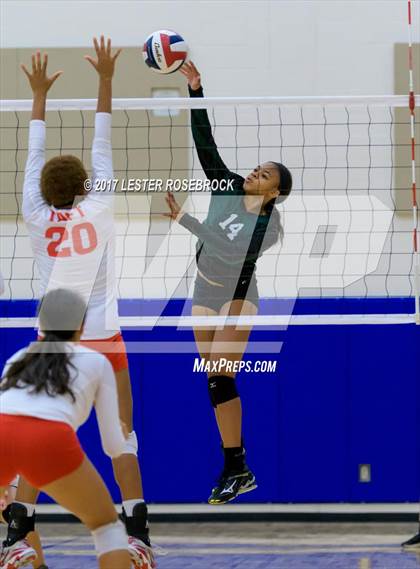 Thumbnail 3 in Taft vs. Pflugerville Connally (NISD Tournament) photogallery.