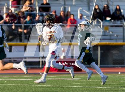 Thumbnail 3 in Royal @ Simi Valley photogallery.