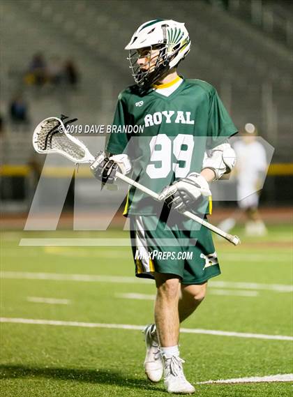 Thumbnail 3 in Royal @ Simi Valley photogallery.