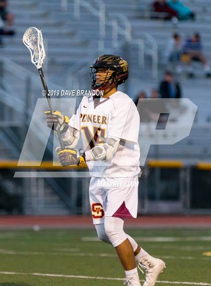 Thumbnail 3 in Royal @ Simi Valley photogallery.