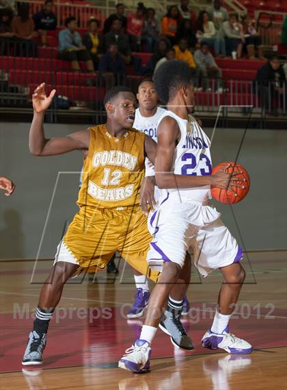 Thumbnail 2 in Lincoln vs South Oak Cliff (DFW Tip Off Classic) photogallery.