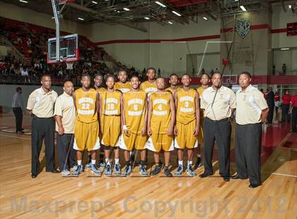 Thumbnail 3 in Lincoln vs South Oak Cliff (DFW Tip Off Classic) photogallery.