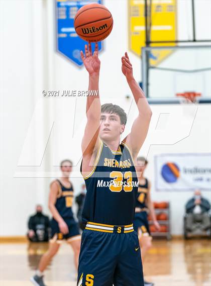 Thumbnail 1 in Covenant Christian vs Shenandoah (IHSAA 2A Regional semi-final) photogallery.