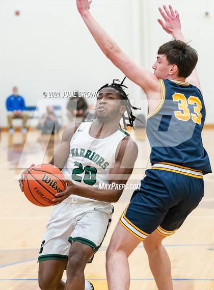 Thumbnail 1 in Covenant Christian vs Shenandoah (IHSAA 2A Regional semi-final) photogallery.