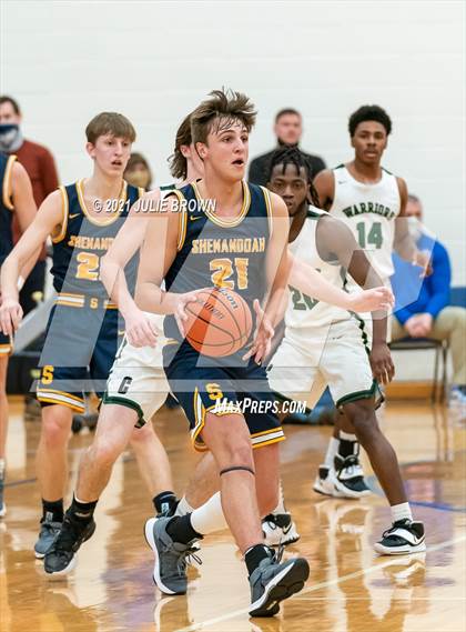 Thumbnail 3 in Covenant Christian vs Shenandoah (IHSAA 2A Regional semi-final) photogallery.
