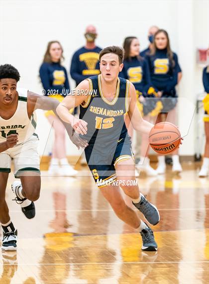 Thumbnail 2 in Covenant Christian vs Shenandoah (IHSAA 2A Regional semi-final) photogallery.