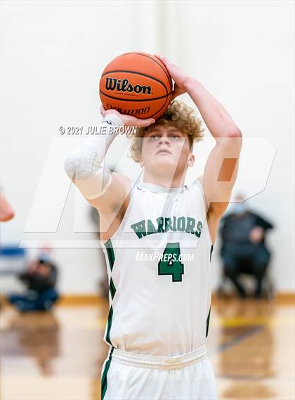 Thumbnail 3 in Covenant Christian vs Shenandoah (IHSAA 2A Regional semi-final) photogallery.