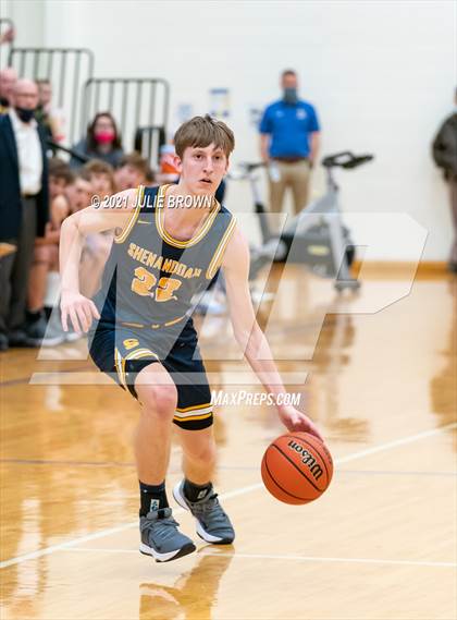 Thumbnail 1 in Covenant Christian vs Shenandoah (IHSAA 2A Regional semi-final) photogallery.