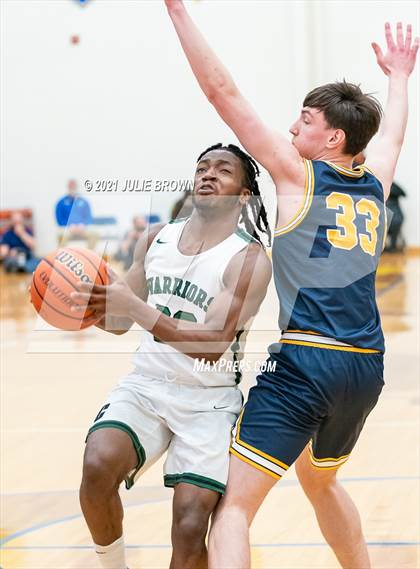 Thumbnail 2 in Covenant Christian vs Shenandoah (IHSAA 2A Regional semi-final) photogallery.