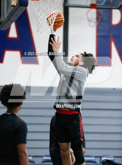 Thumbnail 1 in Price vs Village Christian (21st Annual Rose City Roundball Classic) photogallery.