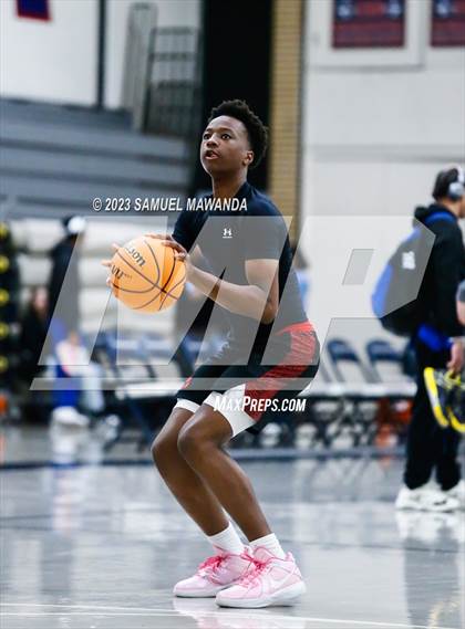 Thumbnail 1 in Price vs Village Christian (21st Annual Rose City Roundball Classic) photogallery.